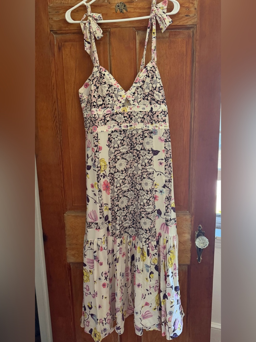 NWT Floral V-Neck Maxi Dress in Cream and Black